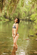 Load image into Gallery viewer, Carmen Top Cebra