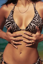 Load image into Gallery viewer, Carmen Top Cebra
